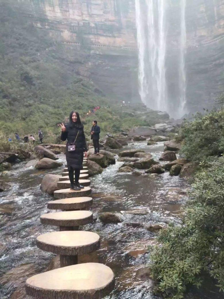 为什么苹果手机照片剪裁后还能恢复？