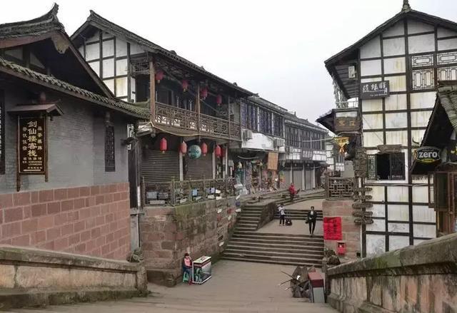 1月22日14时 G56杭瑞高速金沙至毕节段解除交通管制